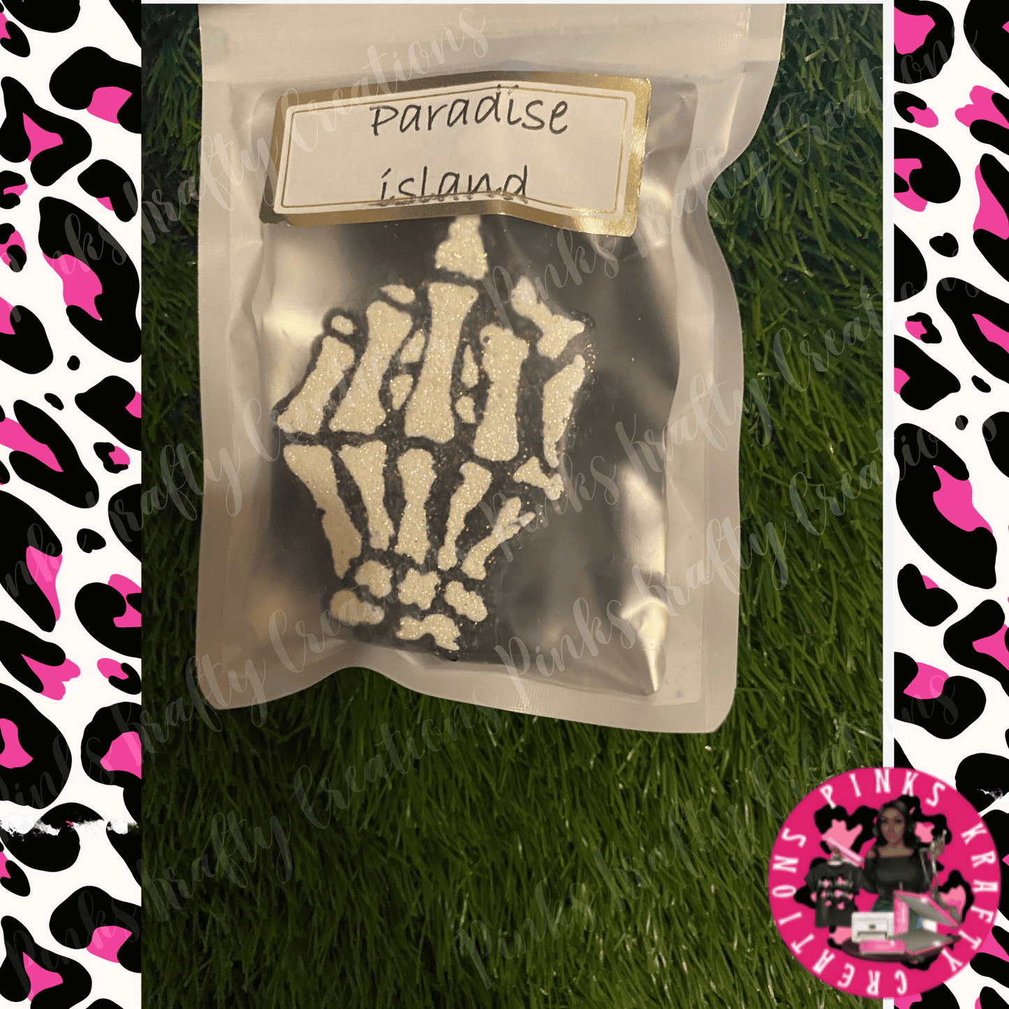 SKELETON MIDDLE FINGER FRESHIE